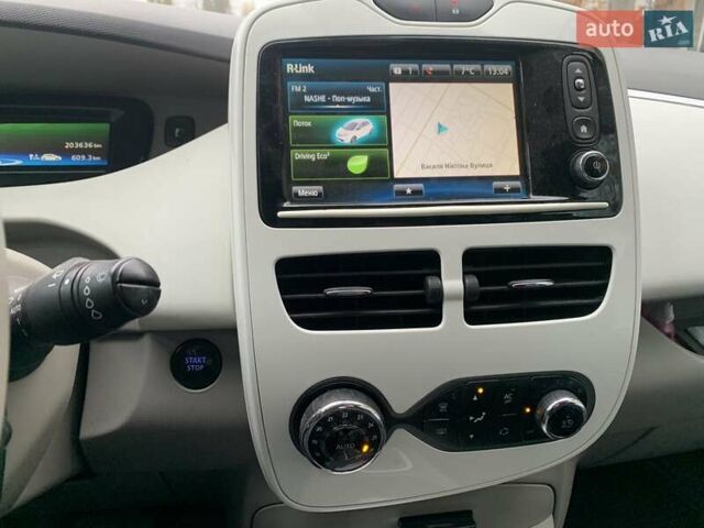 Синій Рено Зое, об'ємом двигуна 0 л та пробігом 200 тис. км за 7500 $, фото 6 на Automoto.ua