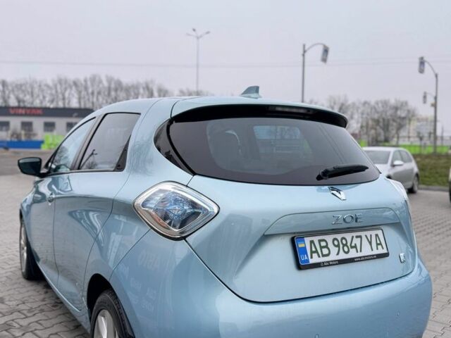 Синий Рено Зое, объемом двигателя 0 л и пробегом 118 тыс. км за 5900 $, фото 6 на Automoto.ua