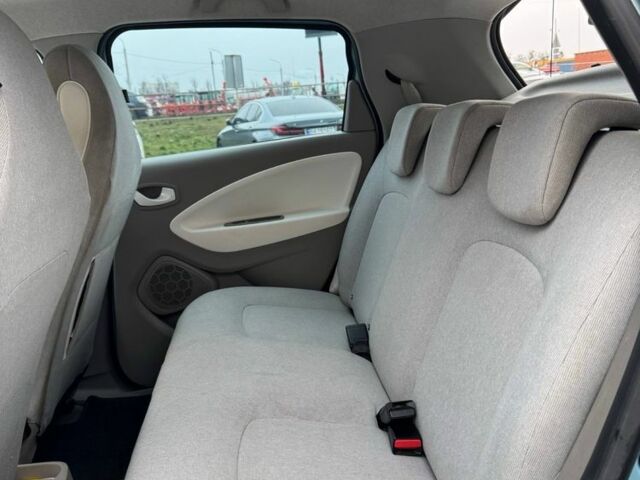 Синий Рено Зое, объемом двигателя 0 л и пробегом 118 тыс. км за 5900 $, фото 10 на Automoto.ua