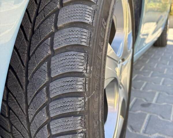 Синий Рено Зое, объемом двигателя 0 л и пробегом 87 тыс. км за 6700 $, фото 19 на Automoto.ua