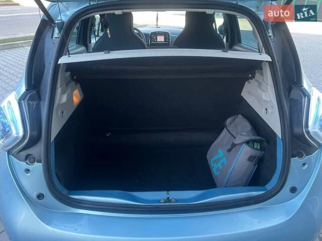 Синій Рено Зое, об'ємом двигуна 0 л та пробігом 111 тис. км за 5700 $, фото 27 на Automoto.ua