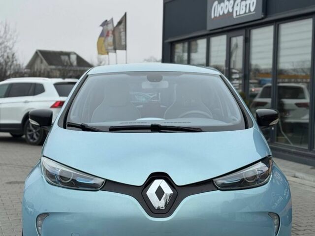 Синий Рено Зое, объемом двигателя 0 л и пробегом 118 тыс. км за 5900 $, фото 1 на Automoto.ua