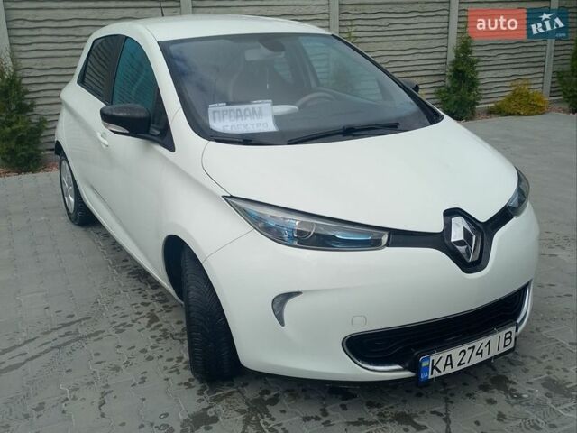 Синий Рено Зое, объемом двигателя 0 л и пробегом 137 тыс. км за 6500 $, фото 6 на Automoto.ua