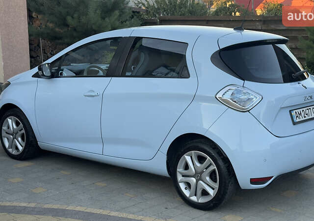 Синий Рено Зое, объемом двигателя 0 л и пробегом 141 тыс. км за 6500 $, фото 3 на Automoto.ua
