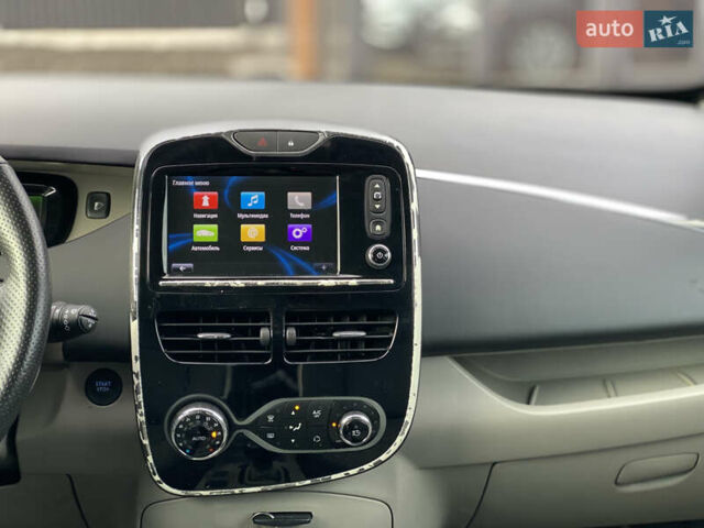 Синій Рено Зое, об'ємом двигуна 0 л та пробігом 67 тис. км за 6900 $, фото 39 на Automoto.ua