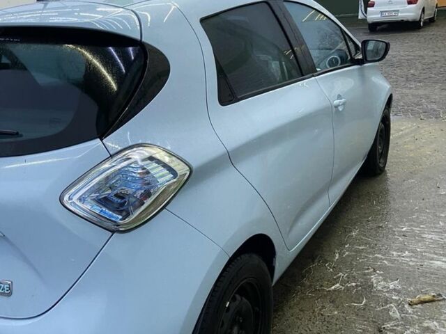 Синій Рено Зое, об'ємом двигуна 0 л та пробігом 150 тис. км за 5700 $, фото 3 на Automoto.ua
