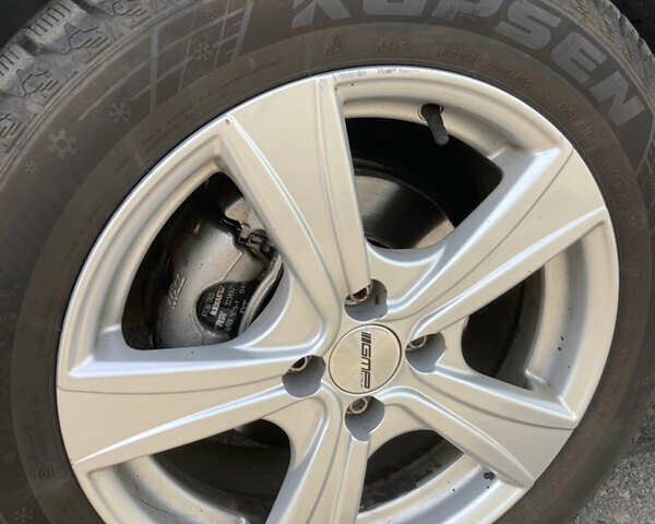 Синий Рено Зое, объемом двигателя 0 л и пробегом 112 тыс. км за 8100 $, фото 10 на Automoto.ua