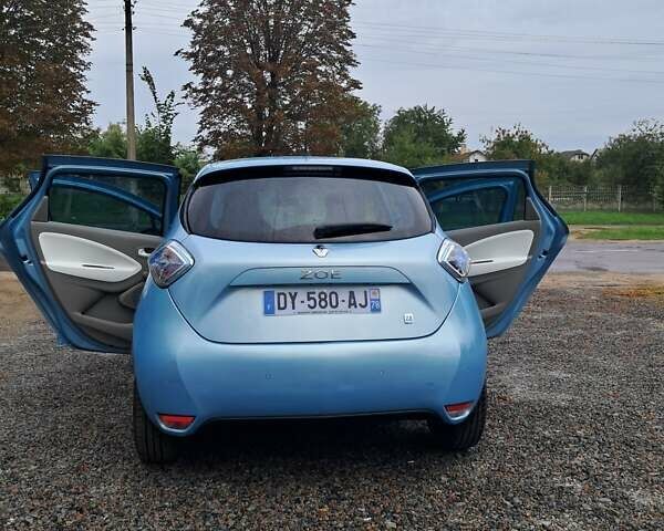 Синий Рено Зое, объемом двигателя 0 л и пробегом 72 тыс. км за 7000 $, фото 6 на Automoto.ua