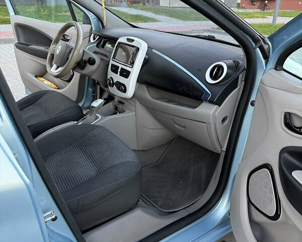 Синій Рено Зое, об'ємом двигуна 0 л та пробігом 164 тис. км за 7100 $, фото 11 на Automoto.ua