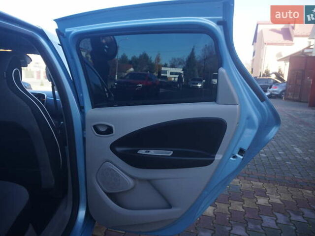 Синій Рено Зое, об'ємом двигуна 0 л та пробігом 115 тис. км за 7000 $, фото 42 на Automoto.ua