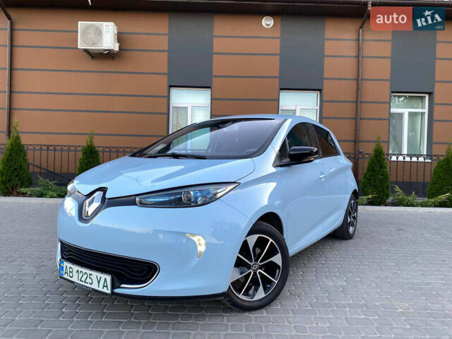 Синий Рено Зое, объемом двигателя 0 л и пробегом 130 тыс. км за 7300 $, фото 1 на Automoto.ua