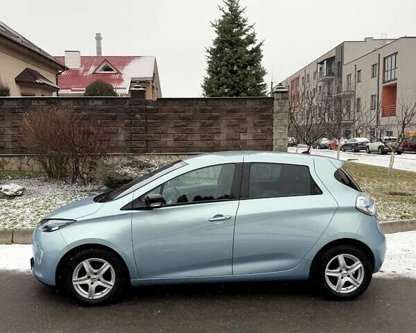 Синий Рено Зое, объемом двигателя 0 л и пробегом 99 тыс. км за 8139 $, фото 2 на Automoto.ua