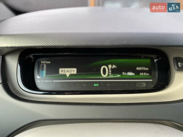 Синій Рено Зое, об'ємом двигуна 0 л та пробігом 67 тис. км за 6900 $, фото 56 на Automoto.ua