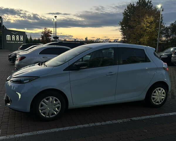 Рено Зое 2015 в Киеве на Automoto.ua Синий Рено Зое, объемом двигателя 0 л и пробегом 53 тыс. км за 6799 $, фото 26 на Automoto.ua