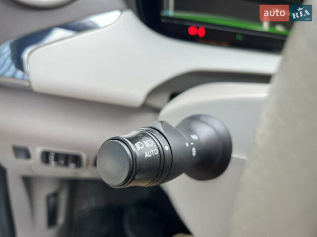 Рено Зое 2015 в Тернополе на Automoto.ua Синий Рено Зое, объемом двигателя 0 л и пробегом 98 тыс. км за 7800 $, фото 39 на Automoto.ua