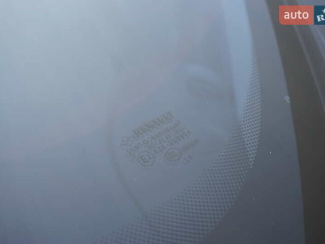 Синій Рено Зое, об'ємом двигуна 0 л та пробігом 115 тис. км за 7000 $, фото 61 на Automoto.ua