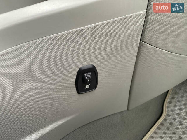 Синій Рено Зое, об'ємом двигуна 0 л та пробігом 67 тис. км за 6900 $, фото 55 на Automoto.ua