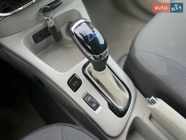 Синій Рено Зое, об'ємом двигуна 0 л та пробігом 67 тис. км за 6900 $, фото 63 на Automoto.ua