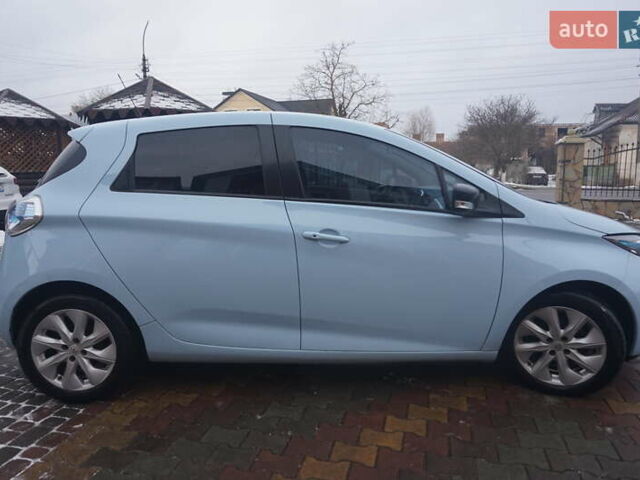 Синий Рено Зое, объемом двигателя 0 л и пробегом 149 тыс. км за 6888 $, фото 17 на Automoto.ua