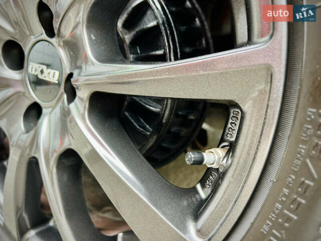 Рено Зое 2015 в Тернополе на Automoto.ua Синий Рено Зое, объемом двигателя 0 л и пробегом 98 тыс. км за 7800 $, фото 33 на Automoto.ua