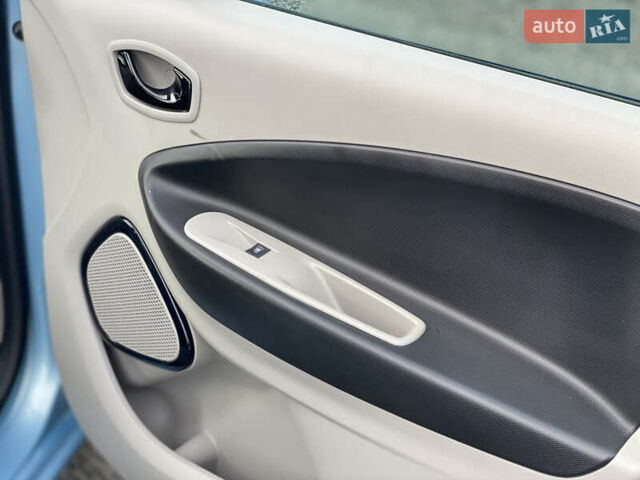 Синій Рено Зое, об'ємом двигуна 0 л та пробігом 67 тис. км за 6900 $, фото 41 на Automoto.ua