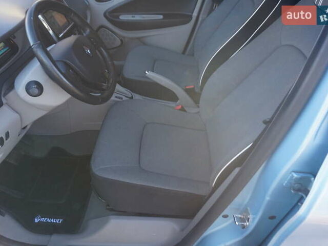 Синій Рено Зое, об'ємом двигуна 0 л та пробігом 115 тис. км за 7000 $, фото 28 на Automoto.ua