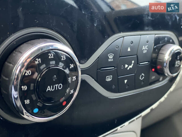 Синій Рено Зое, об'ємом двигуна 0 л та пробігом 67 тис. км за 6900 $, фото 62 на Automoto.ua