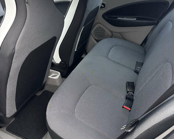 Синій Рено Зое, об'ємом двигуна 0 л та пробігом 100 тис. км за 6000 $, фото 7 на Automoto.ua
