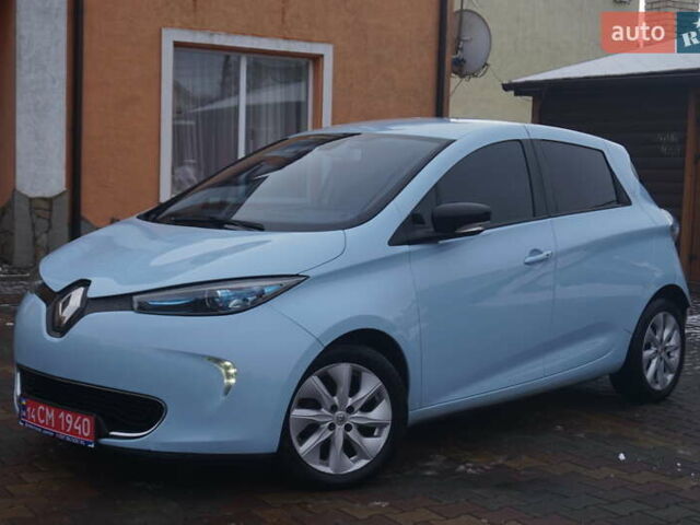 Синий Рено Зое, объемом двигателя 0 л и пробегом 149 тыс. км за 6888 $, фото 1 на Automoto.ua