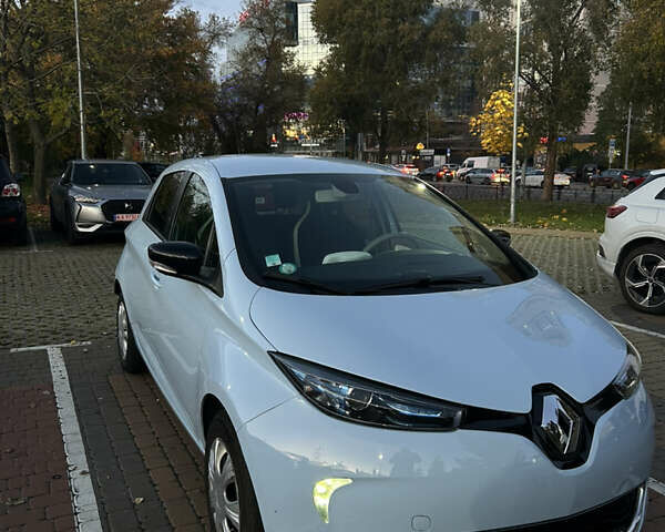 Рено Зое 2015 в Киеве на Automoto.ua Синий Рено Зое, объемом двигателя 0 л и пробегом 53 тыс. км за 6799 $, фото 17 на Automoto.ua