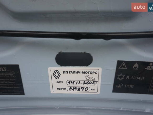 Синий Рено Зое, объемом двигателя 0 л и пробегом 149 тыс. км за 6888 $, фото 61 на Automoto.ua