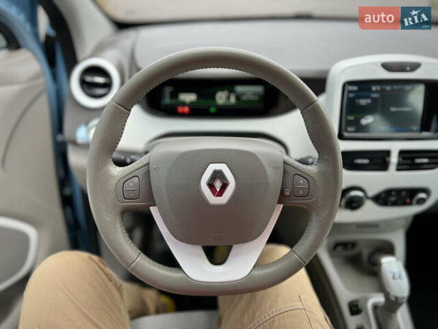Рено Зое 2015 в Тернополе на Automoto.ua Синий Рено Зое, объемом двигателя 0 л и пробегом 98 тыс. км за 7800 $, фото 45 на Automoto.ua