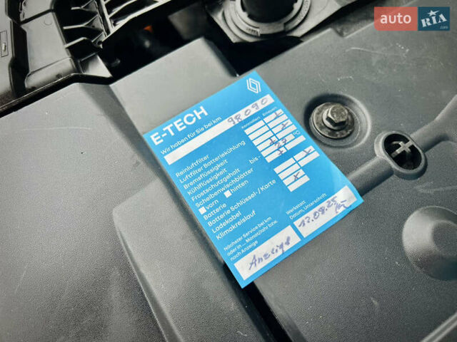 Рено Зое 2015 в Тернополе на Automoto.ua Синий Рено Зое, объемом двигателя 0 л и пробегом 98 тыс. км за 7800 $, фото 19 на Automoto.ua