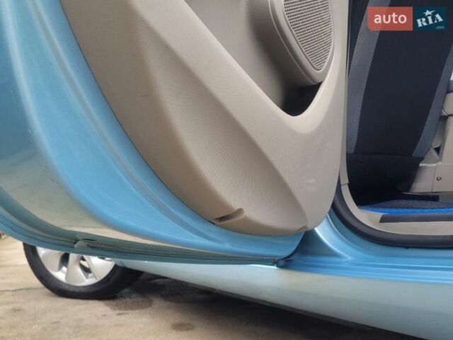 Синий Рено Зое, объемом двигателя 0 л и пробегом 178 тыс. км за 6399 $, фото 42 на Automoto.ua