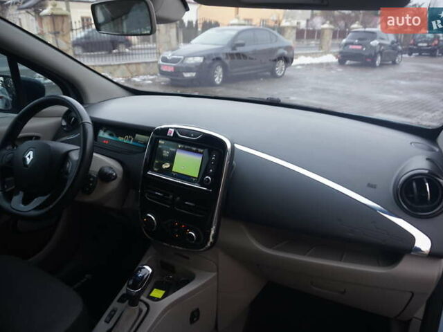 Синий Рено Зое, объемом двигателя 0 л и пробегом 149 тыс. км за 6888 $, фото 41 на Automoto.ua