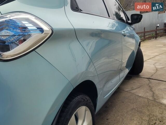 Синий Рено Зое, объемом двигателя 0 л и пробегом 178 тыс. км за 6399 $, фото 19 на Automoto.ua