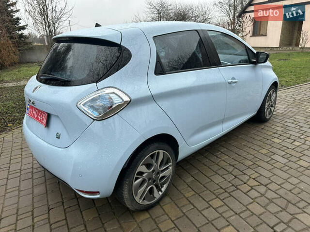 Синий Рено Зое, объемом двигателя 0 л и пробегом 22 тыс. км за 7599 $, фото 8 на Automoto.ua