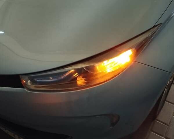 Синій Рено Зое, об'ємом двигуна 0 л та пробігом 138 тис. км за 8000 $, фото 3 на Automoto.ua