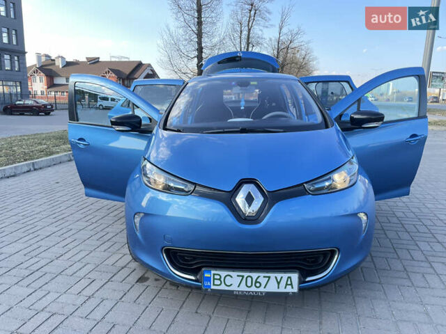 Синий Рено Зое, объемом двигателя 0 л и пробегом 93 тыс. км за 7599 $, фото 56 на Automoto.ua