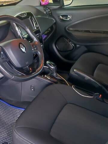 Синий Рено Зое, объемом двигателя 0 л и пробегом 149 тыс. км за 9400 $, фото 3 на Automoto.ua