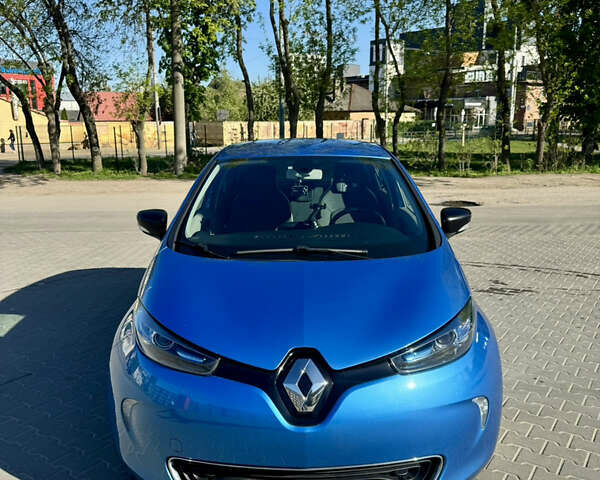 Синий Рено Зое, объемом двигателя 0 л и пробегом 84 тыс. км за 7900 $, фото 2 на Automoto.ua