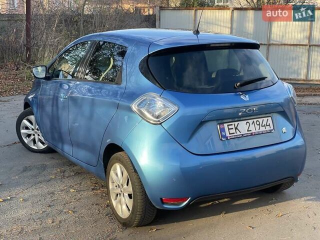 Синий Рено Зое, объемом двигателя 0 л и пробегом 105 тыс. км за 7150 $, фото 5 на Automoto.ua