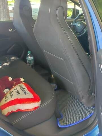 Синий Рено Зое, объемом двигателя 0 л и пробегом 149 тыс. км за 9400 $, фото 10 на Automoto.ua