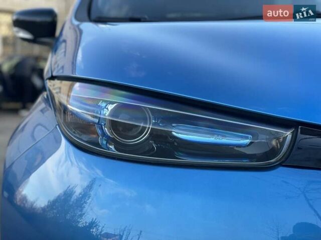 Синий Рено Зое, объемом двигателя 0 л и пробегом 105 тыс. км за 7150 $, фото 34 на Automoto.ua