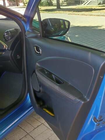 Синий Рено Зое, объемом двигателя 0 л и пробегом 149 тыс. км за 9400 $, фото 13 на Automoto.ua