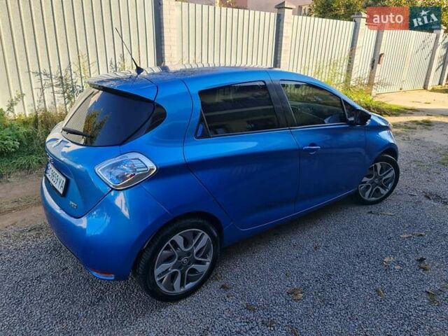 Синий Рено Зое, объемом двигателя 0 л и пробегом 130 тыс. км за 8900 $, фото 7 на Automoto.ua