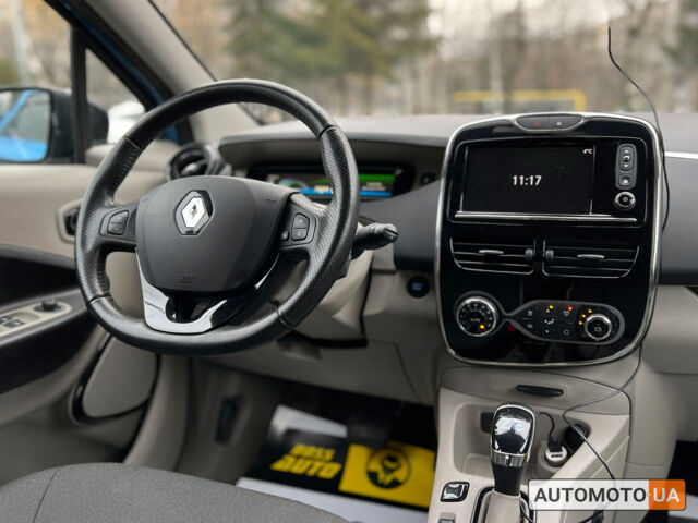 Синий Рено Зое, объемом двигателя 24 л и пробегом 80 тыс. км за 8400 $, фото 11 на Automoto.ua