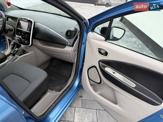 Синій Рено Зое, об'ємом двигуна 0 л та пробігом 104 тис. км за 5700 $, фото 22 на Automoto.ua