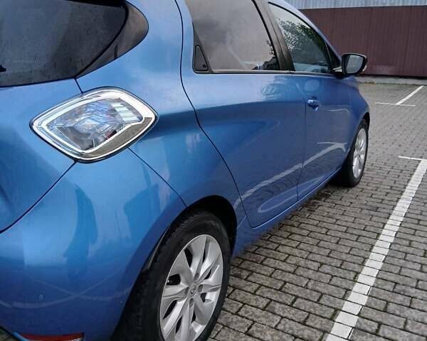 Рено Зое 2016 в Черкассах на Automoto.ua Синий Рено Зое, объемом двигателя 0 л и пробегом 84 тыс. км за 7800 $, фото 1 на Automoto.ua