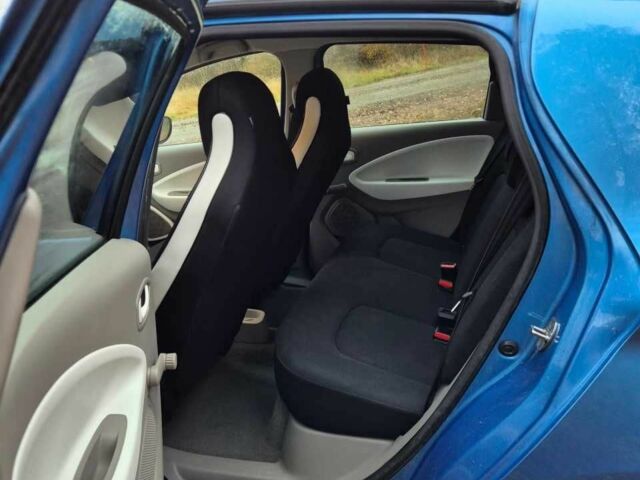 Рено Зое 2016 у Києві на Automoto.ua Синій Рено Зое, об'ємом двигуна 0 л та пробігом 65 тис. км за 5900 $, фото 5 на Automoto.ua